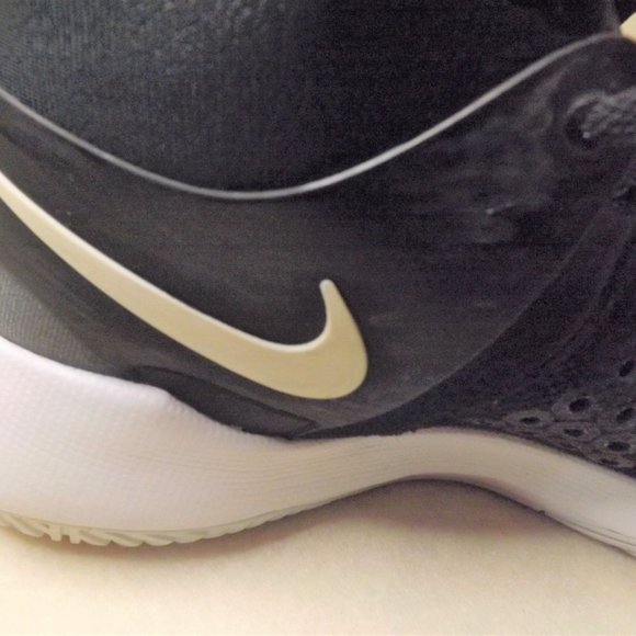 Nike KD Sneakers- Men's 10 - Picture 8 of 13